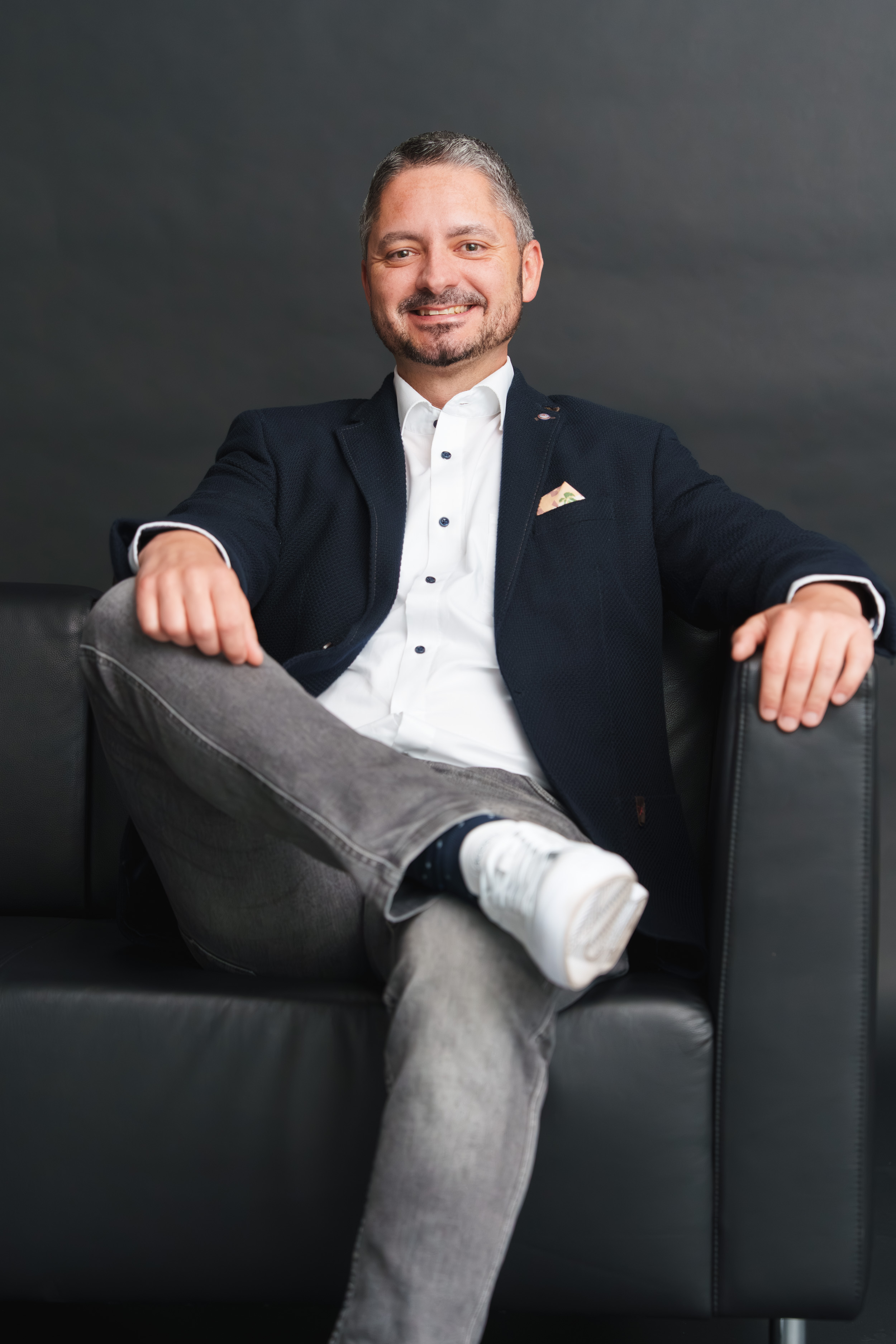 Banca Raiffeisen Cadi Team 27