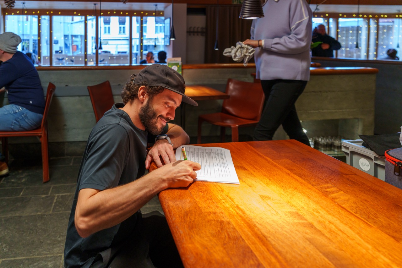 Groß (behind the Scenes 20)