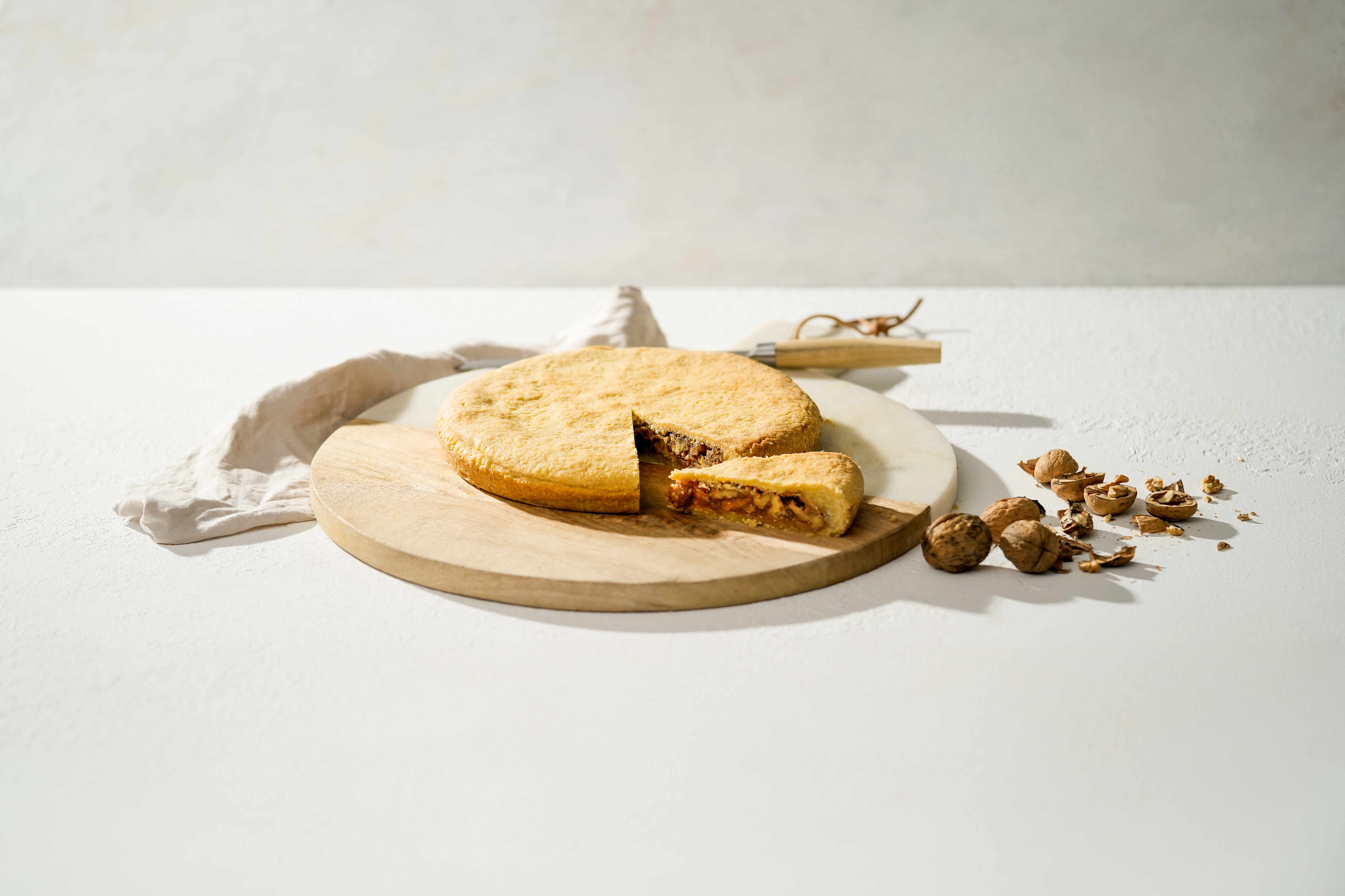 Graubünden Ferien Bündner Nusstorte Side