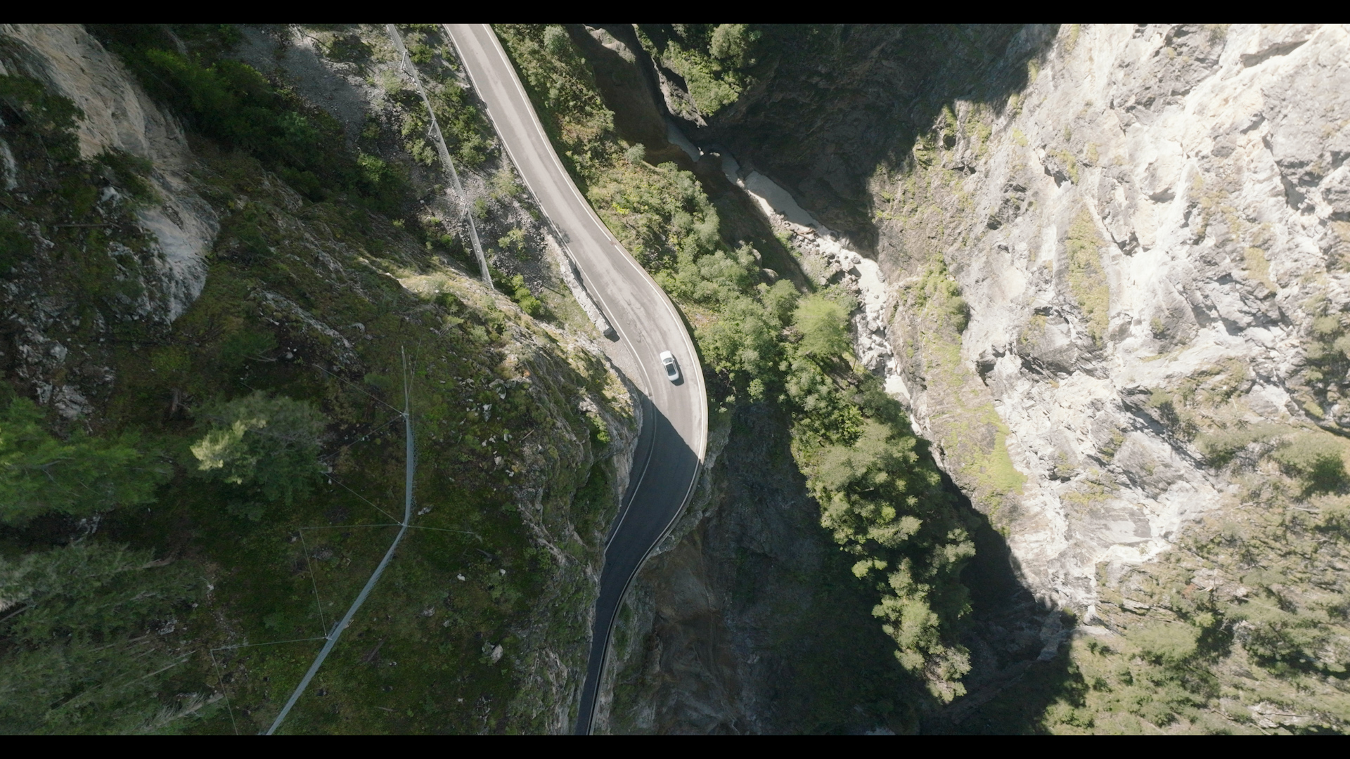 Sequenz 01.00 14 58 04.standbild010